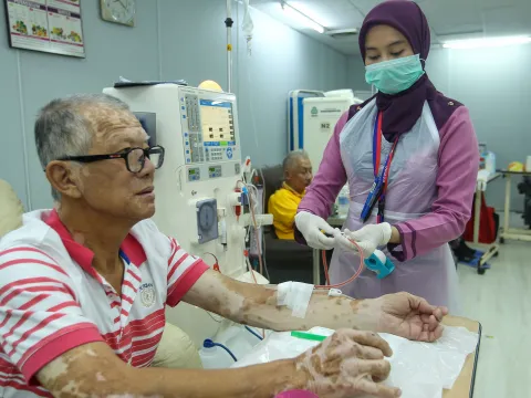patient undergoing renal dialysis in South East Asia