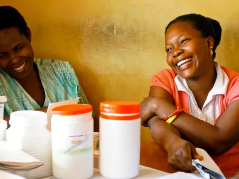 Health workforce joy-of-life-654536 © ludi from Pixabay