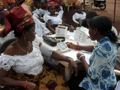 Community health workers © 2009 Vivian Ben Obiagwu_Bethel Viva Foundation, Courtesy of Photoshare